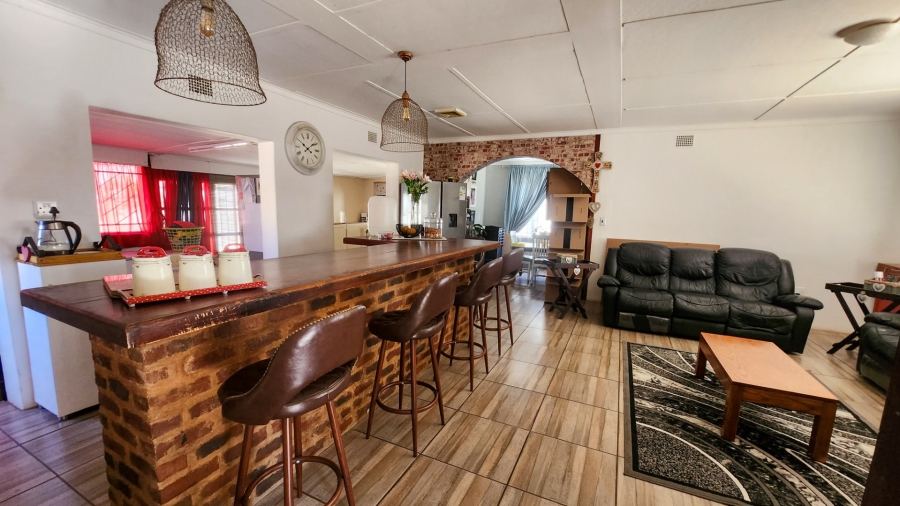 2 Bedroom Property for Sale in Meiringspark North West